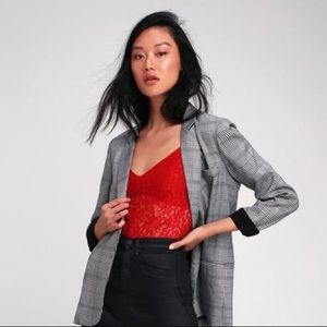 NWT Lulu’s red lace bodysuit